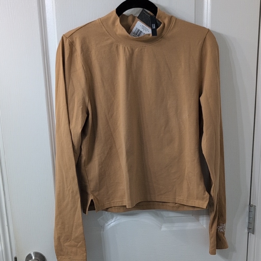 The North Face Tan Long Sleeve Fitted Top